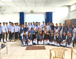 A seminar on ARTIFICIAL INTELLIGENCE AND MACHINE LEARNING FOR V SEM CS STUDENTS