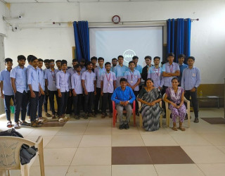 A seminar on ARTIFICIAL INTELLIGENCE AND MACHINE LEARNING FOR V SEM CS STUDENTS